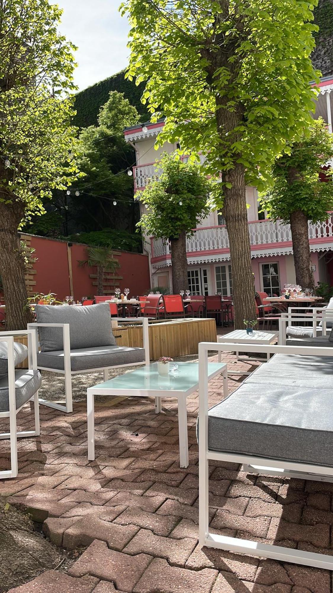 Hotel & Restaurant Le Patio 维琪 外观 照片