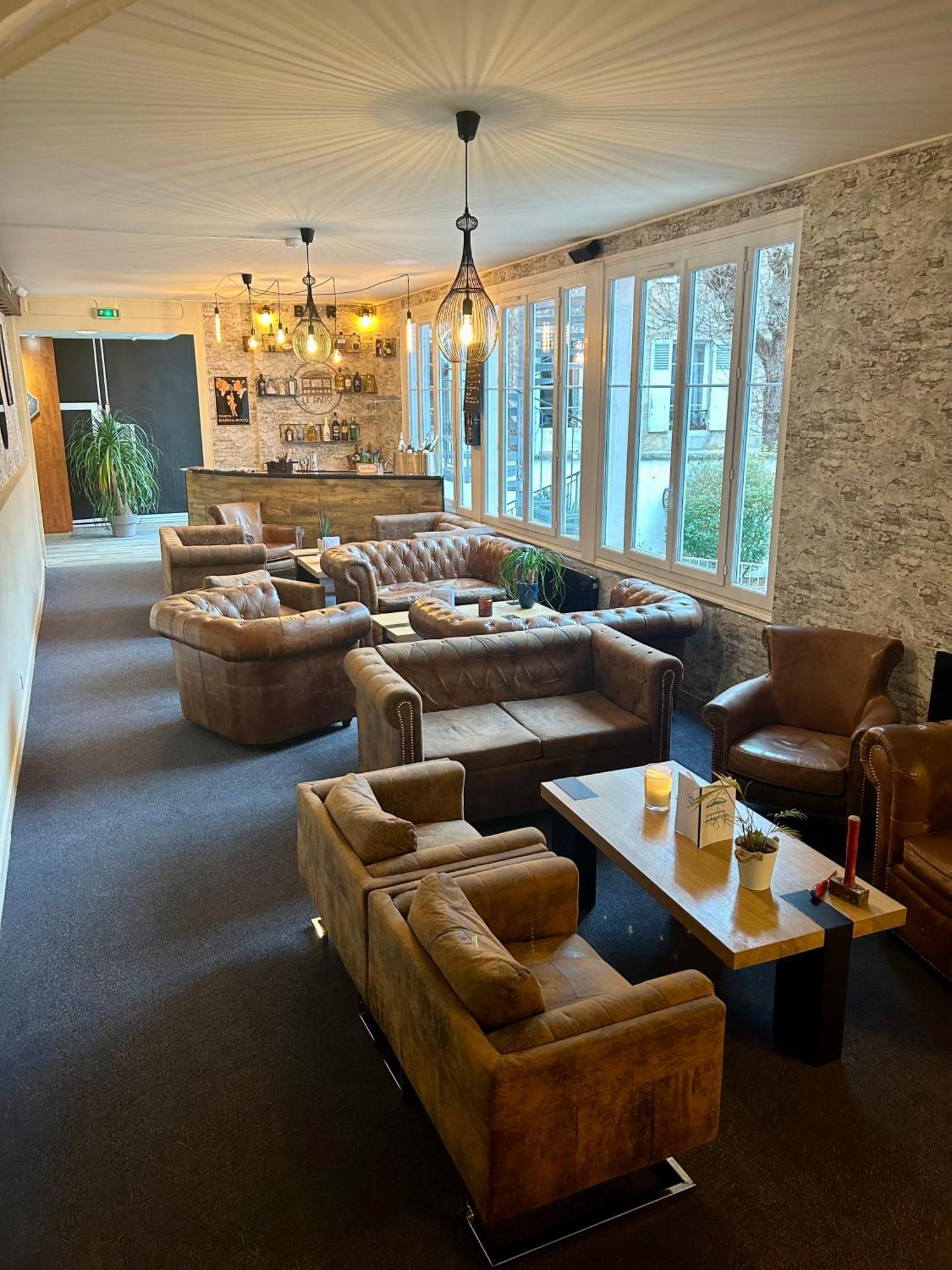 Hotel & Restaurant Le Patio 维琪 外观 照片